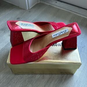 Lady Couture Red Mule